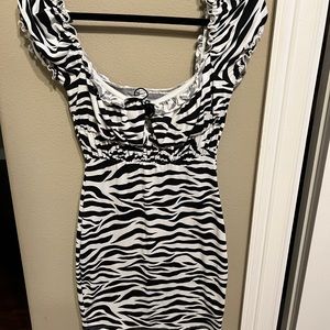 Zebra American threads dress